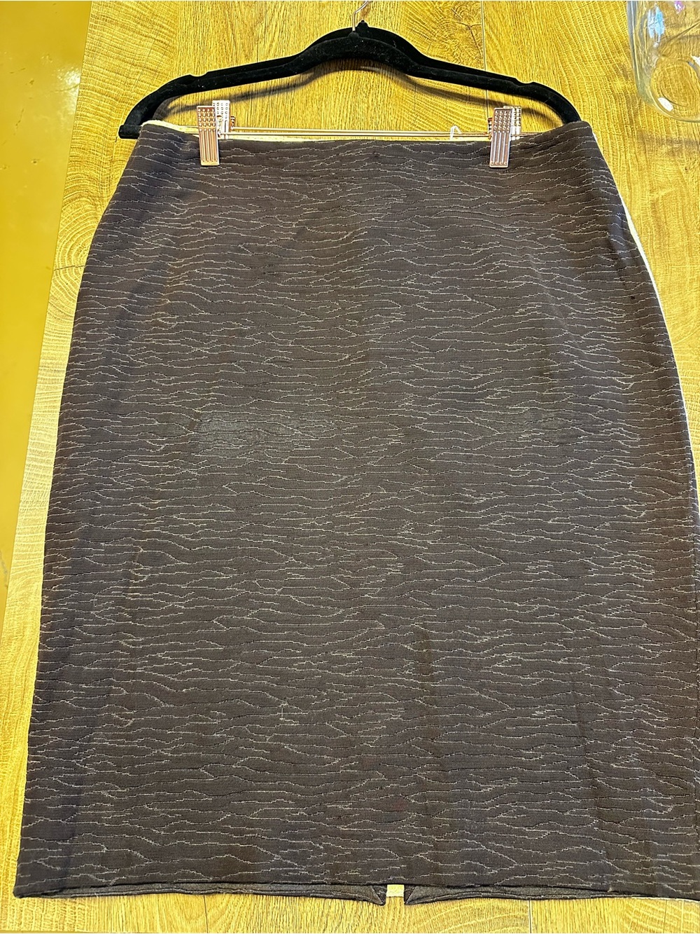 St. John Brown Textured Knit Pencil Skirt Size 10 Made in USA